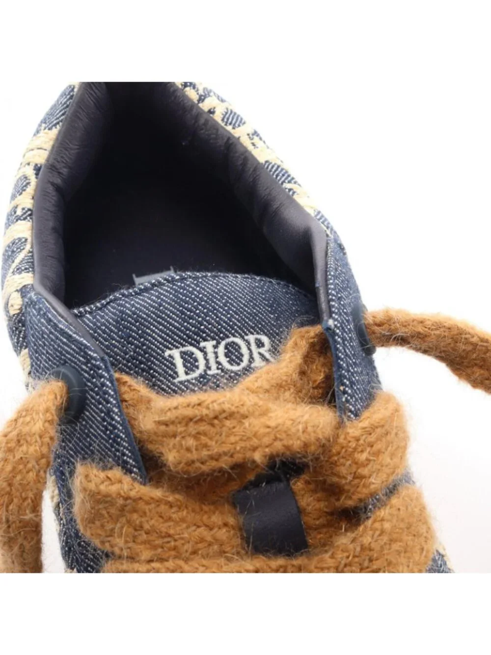 Dior there are